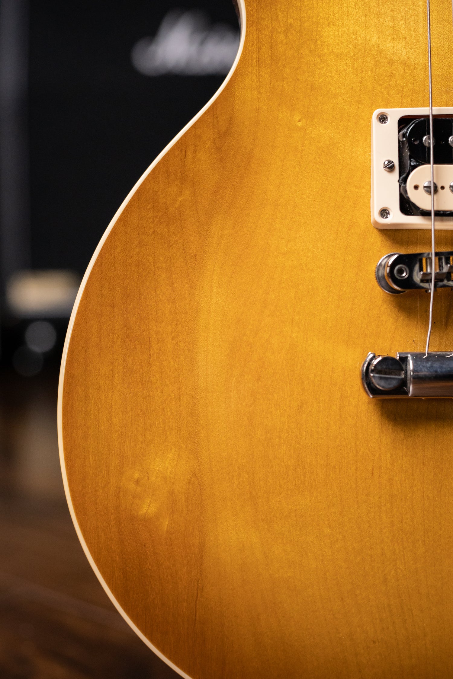 2020 Gibson Les Paul Classic Lite Electric Guitar - Honey Burst