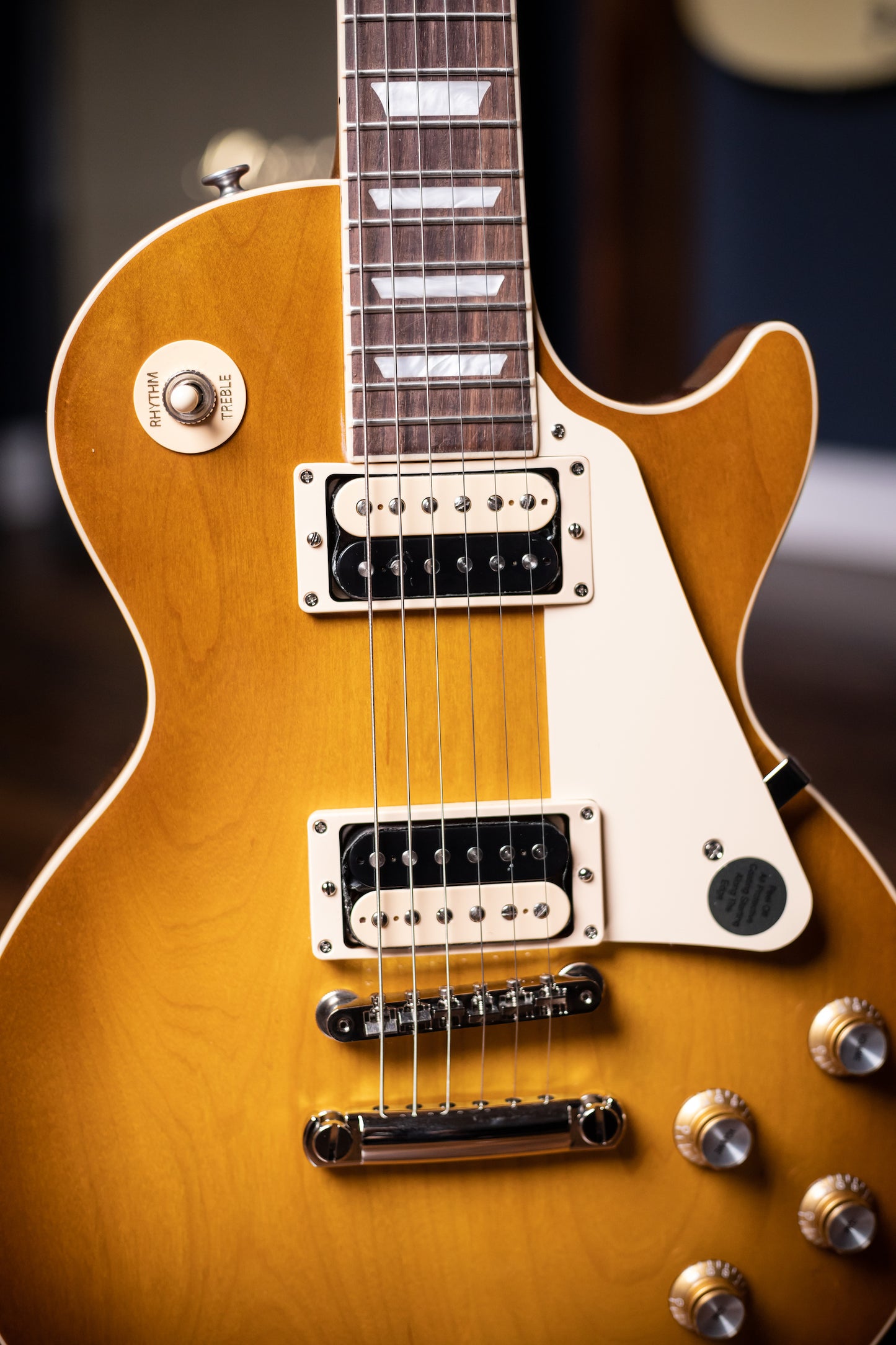 Gibson Les Paul Classic Electric Guitar - Honey Burst
