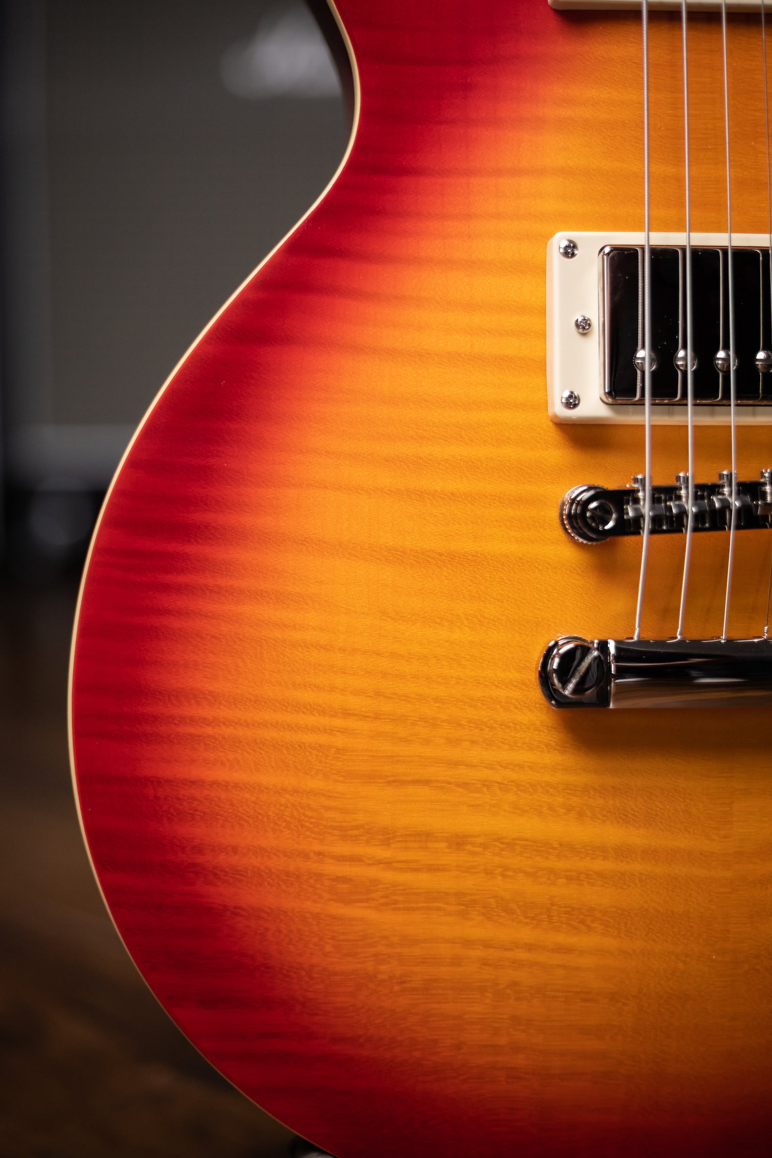 Epiphone 1959 Les Paul 60th Anniversary Plus Outfit Electric Guitar - Aged Dark Cherry Burst