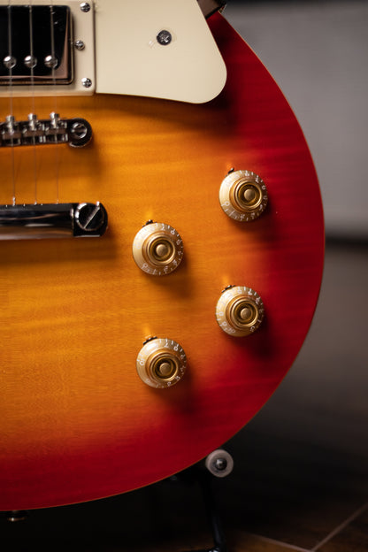 Epiphone 1959 Les Paul 60th Anniversary Plus Outfit Electric Guitar - Aged Dark Cherry Burst