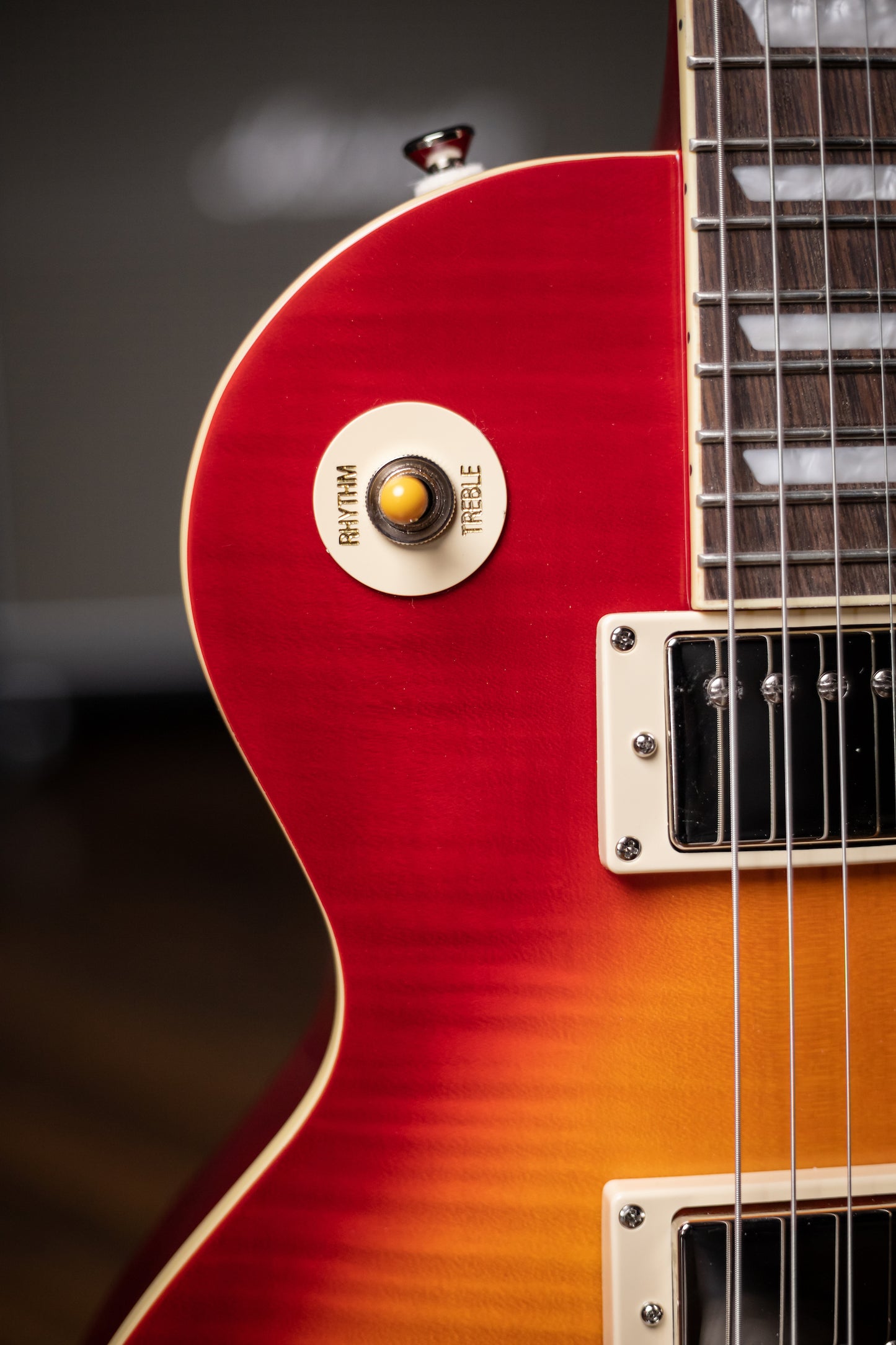 Epiphone 1959 Les Paul 60th Anniversary Plus Outfit Electric Guitar - Aged Dark Cherry Burst