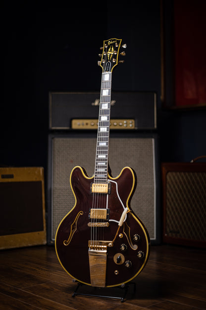 Gibson Custom Shop Chuck Berry '78 ES-335 Replica with Maestro Electric Guitar - Wine Red