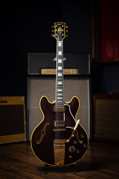 Gibson Custom Shop Chuck Berry '78 ES-335 Replica with Maestro Electric Guitar - Wine Red