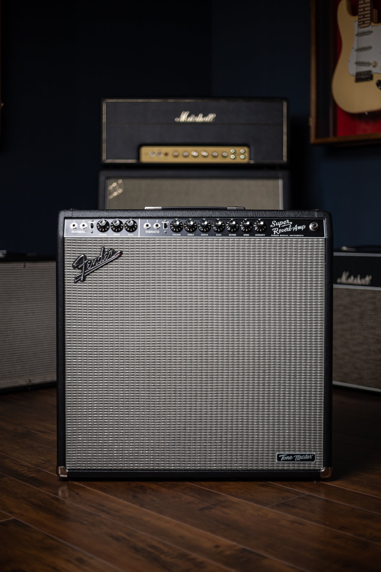 Fender Tone Master Super Reverb 4x10" 45-watt Combo Amp