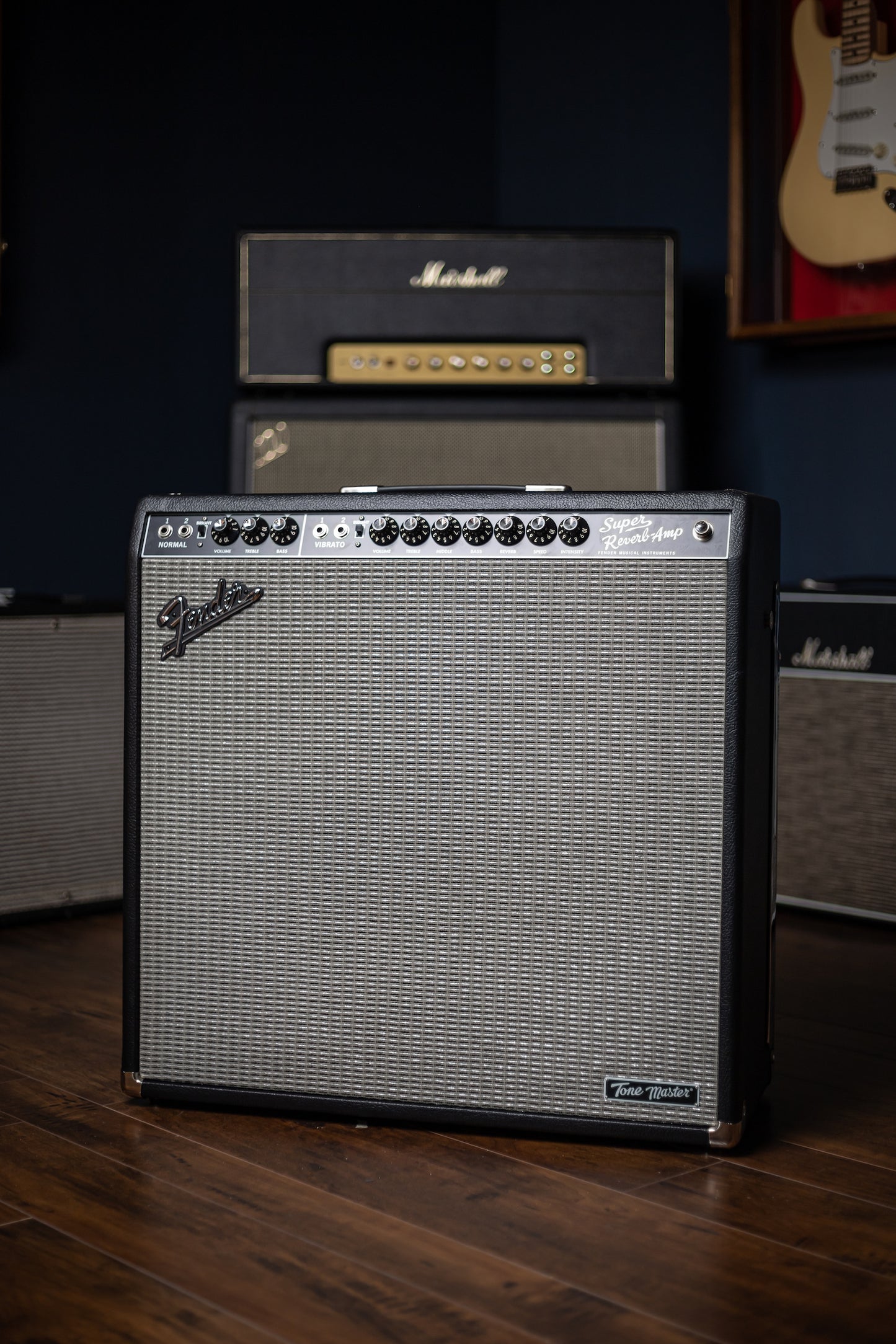 Fender Tone Master Super Reverb 4x10" 45-watt Combo Amp