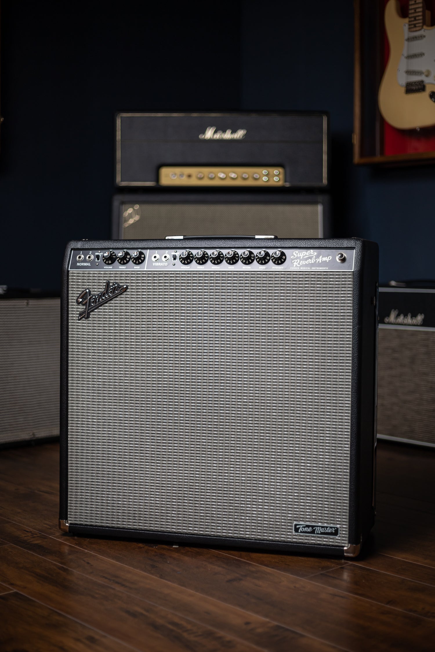 Fender Tone Master Super Reverb 4x10" 45-watt Combo Amp