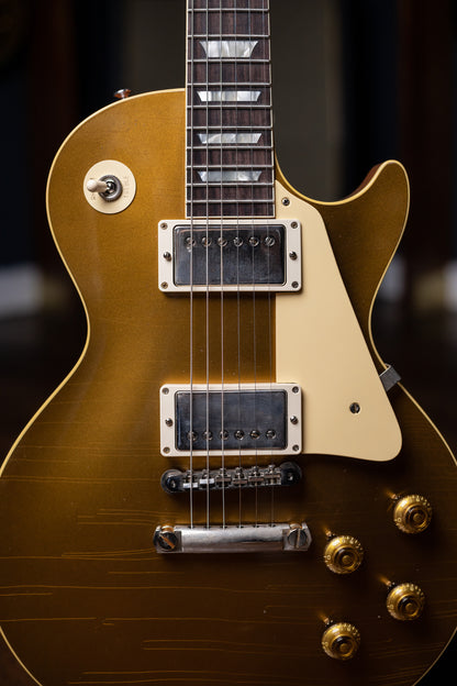 Gibson Custom Shop Murphy Lab 1957 Les Paul Standard Reissue Ultra Light Aged Electric Guitar - Double Gold