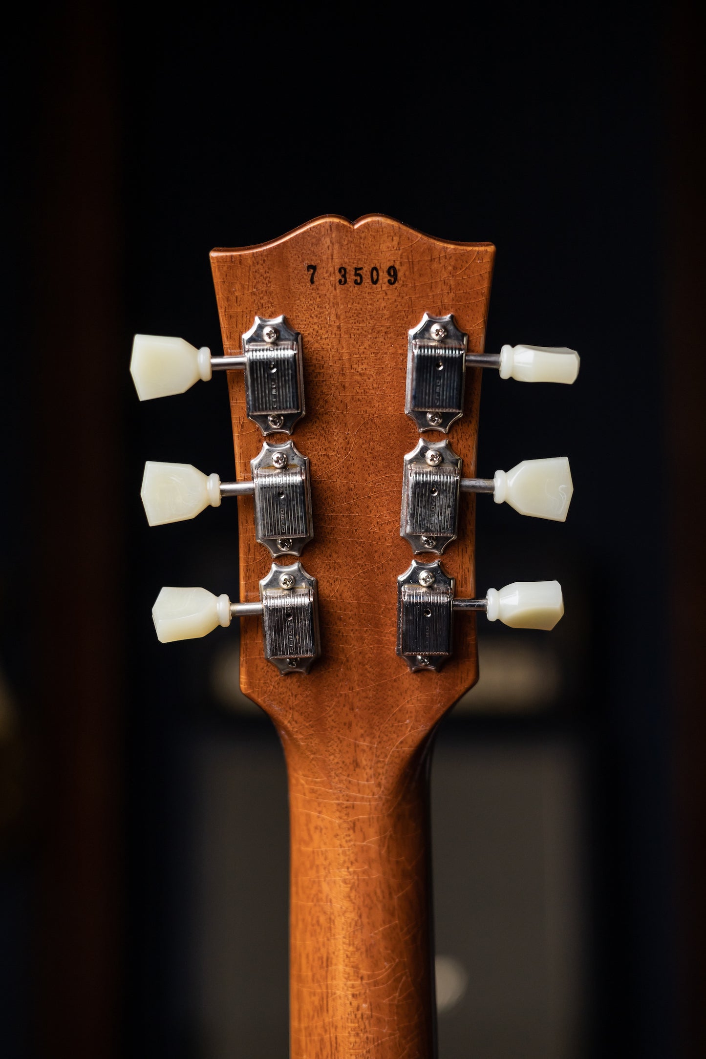 Gibson Custom Shop Murphy Lab 1957 Les Paul Standard Reissue Ultra Light Aged Electric Guitar - Double Gold