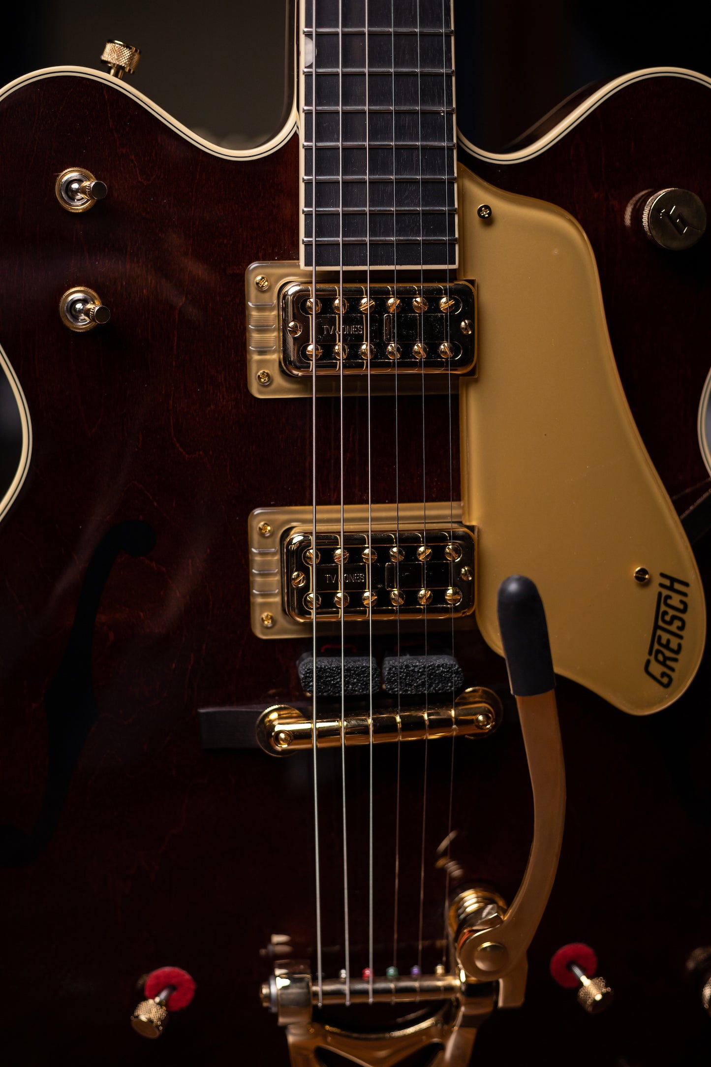Gretsch G6122T-62GE Vintage Select Country Gentleman Electric Guitar - Walnut Stain with Bigsby