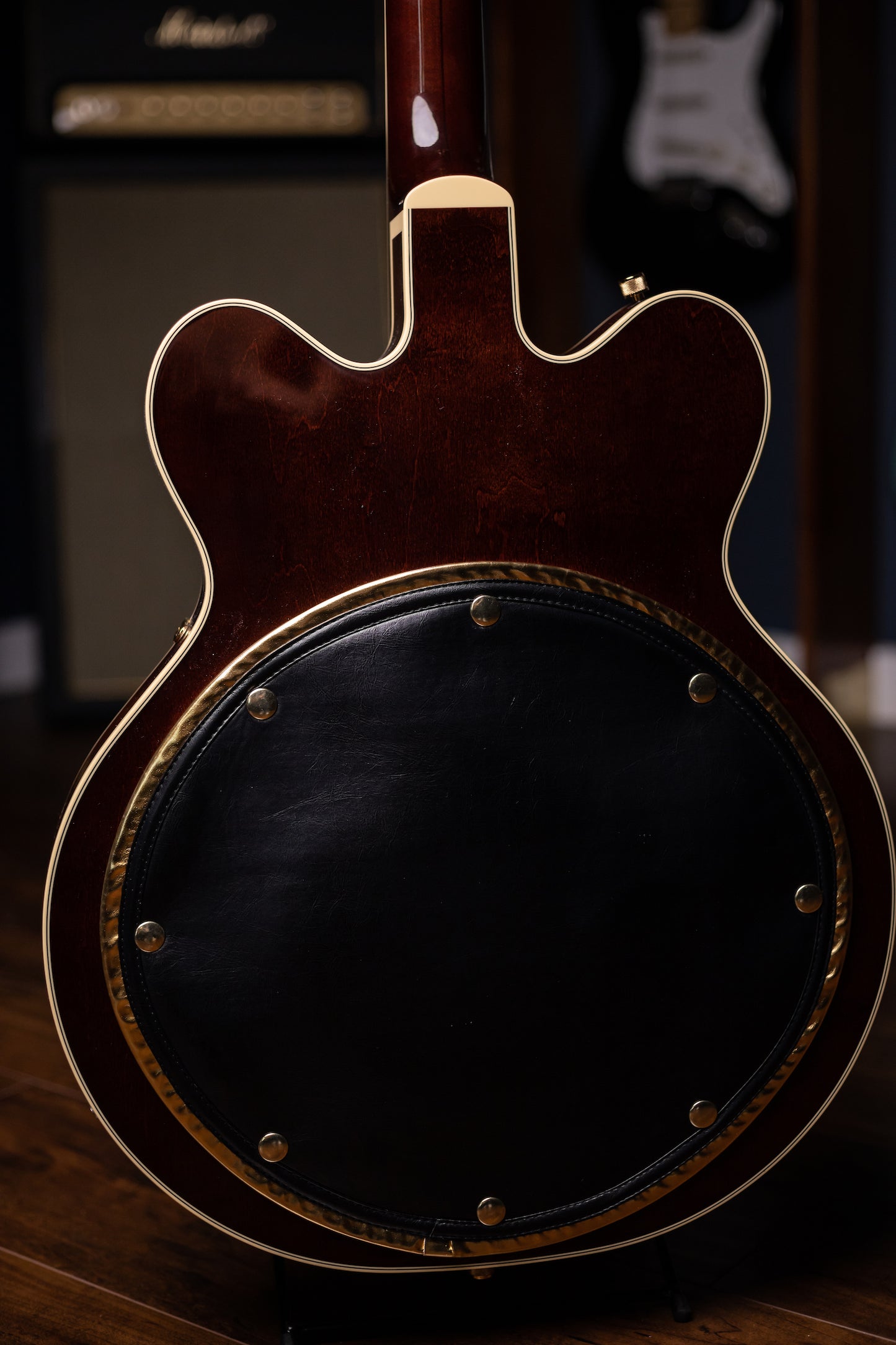 Gretsch G6122T-62GE Vintage Select Country Gentleman Electric Guitar - Walnut Stain with Bigsby