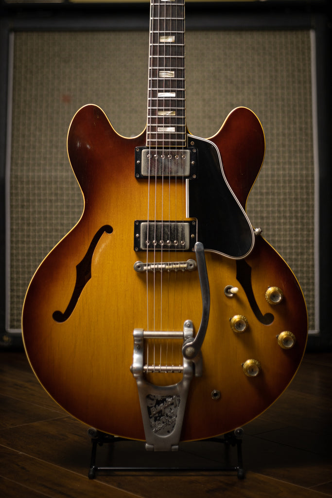 1965 Gibson ES-335TD Factory Bigsby - Sunburst Front 3