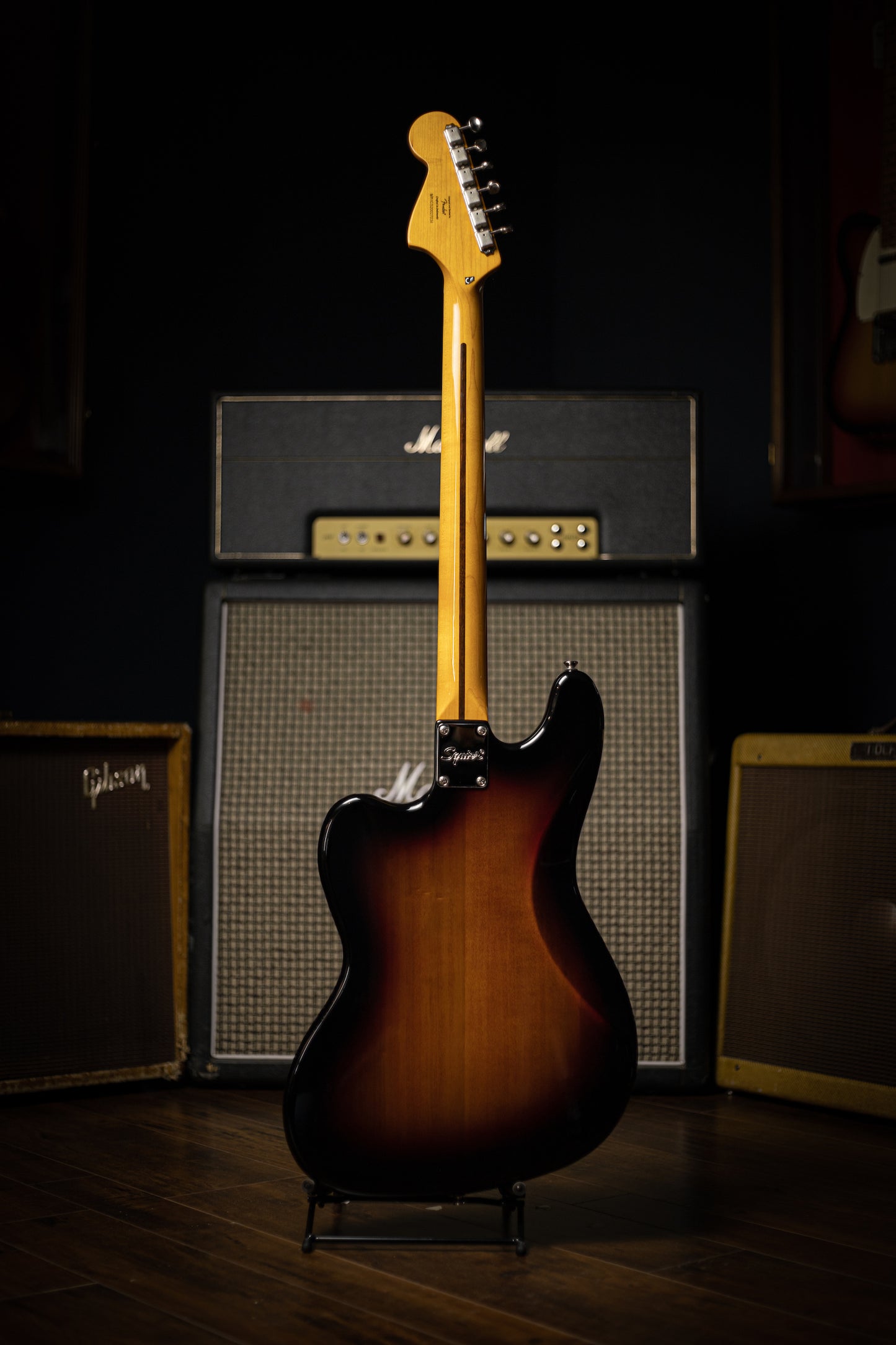 Squier Classic Vibe Bass VI - 3 Color Sunburst