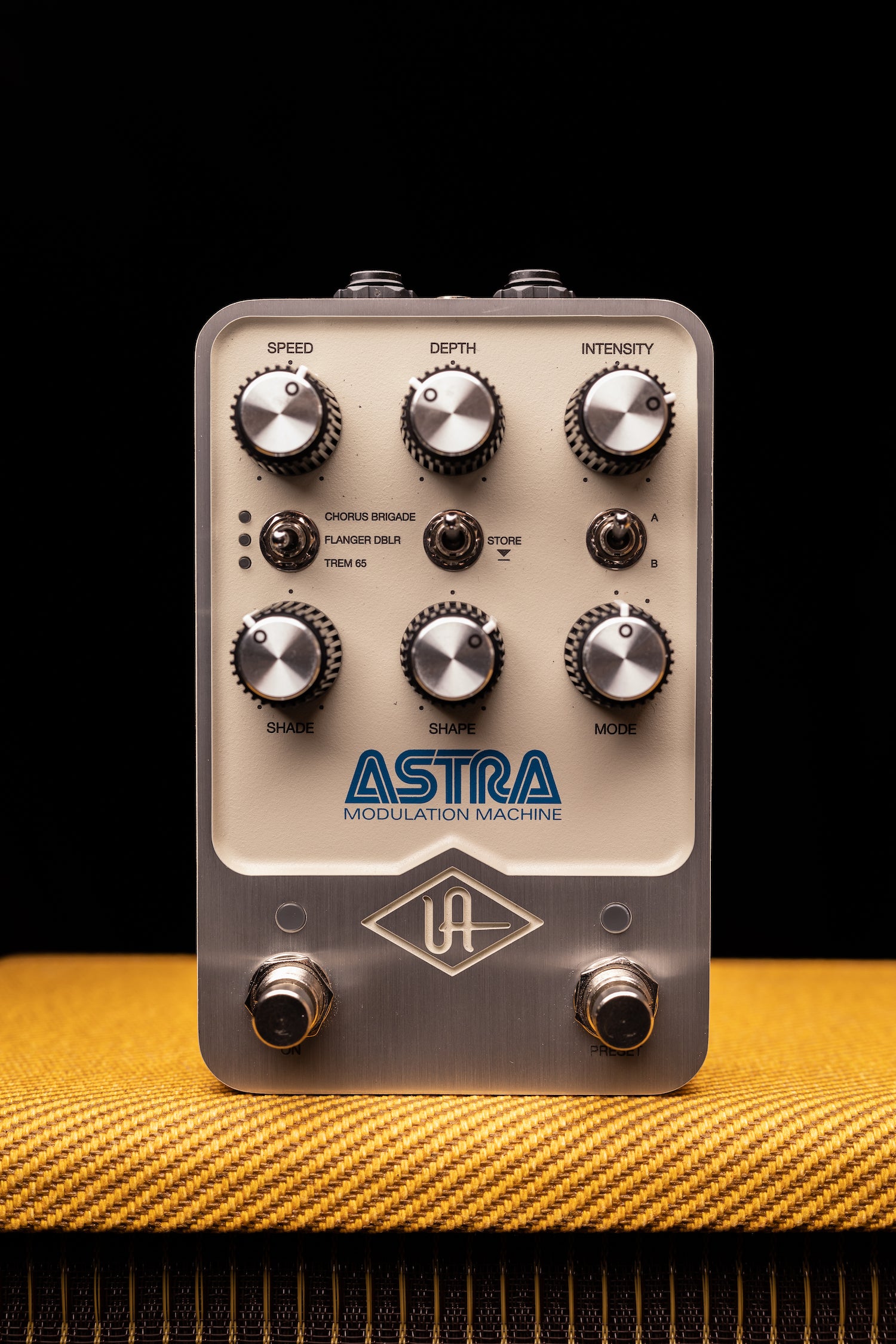Universal Audio Astra Pedal