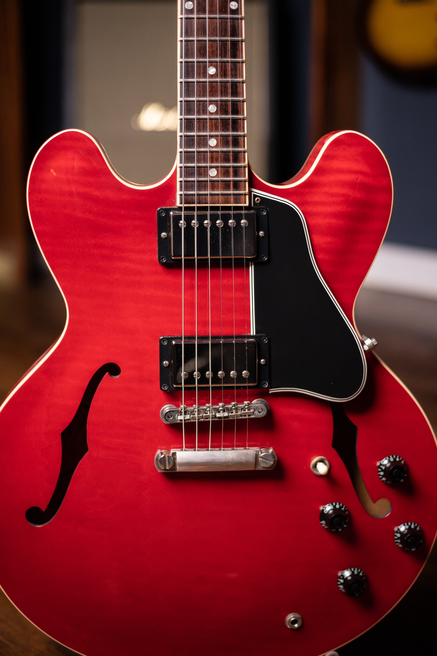 2010 Gibson ES-335 Electric Guitar - Figured Cherry