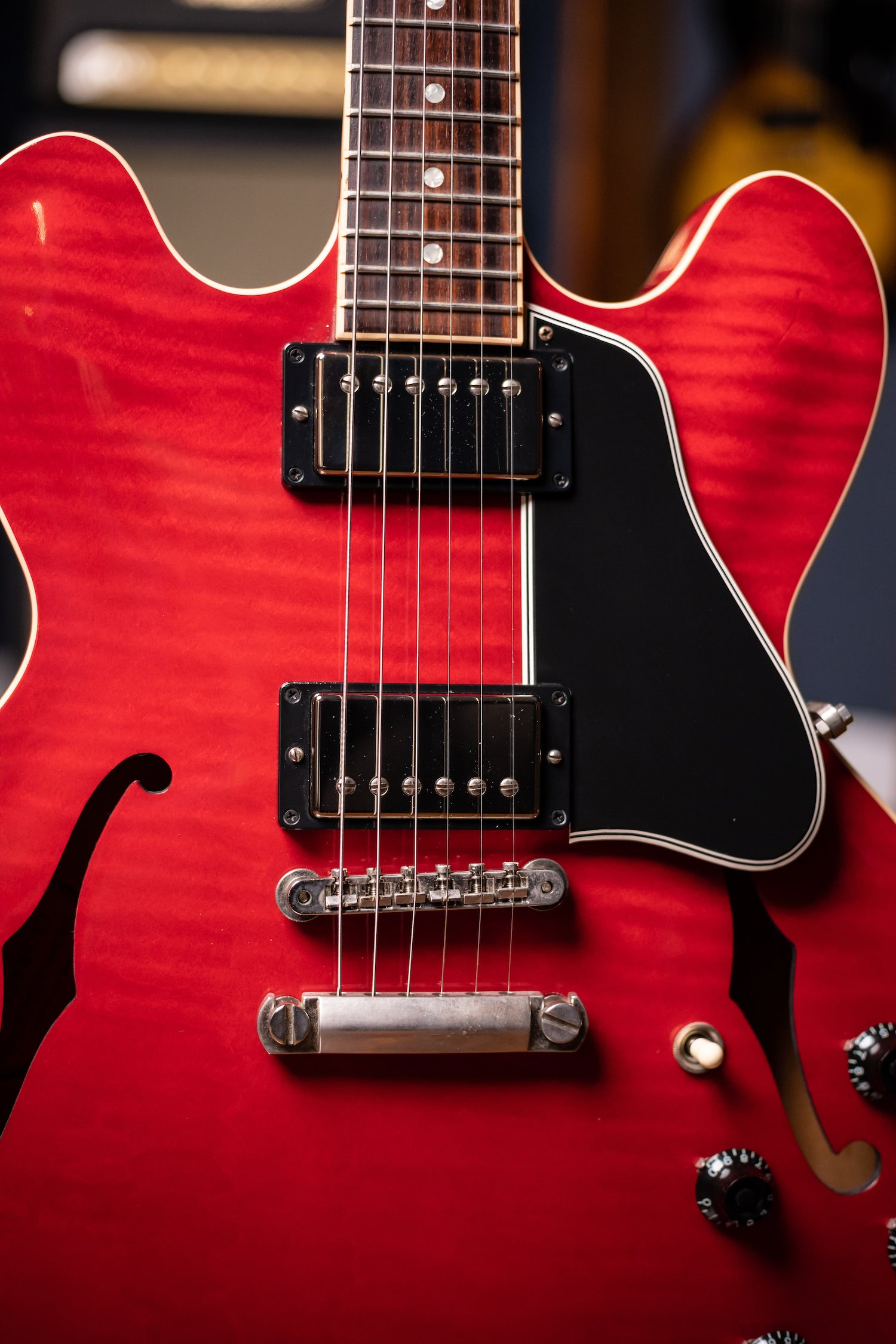 2010 Gibson ES-335 Electric Guitar - Figured Cherry