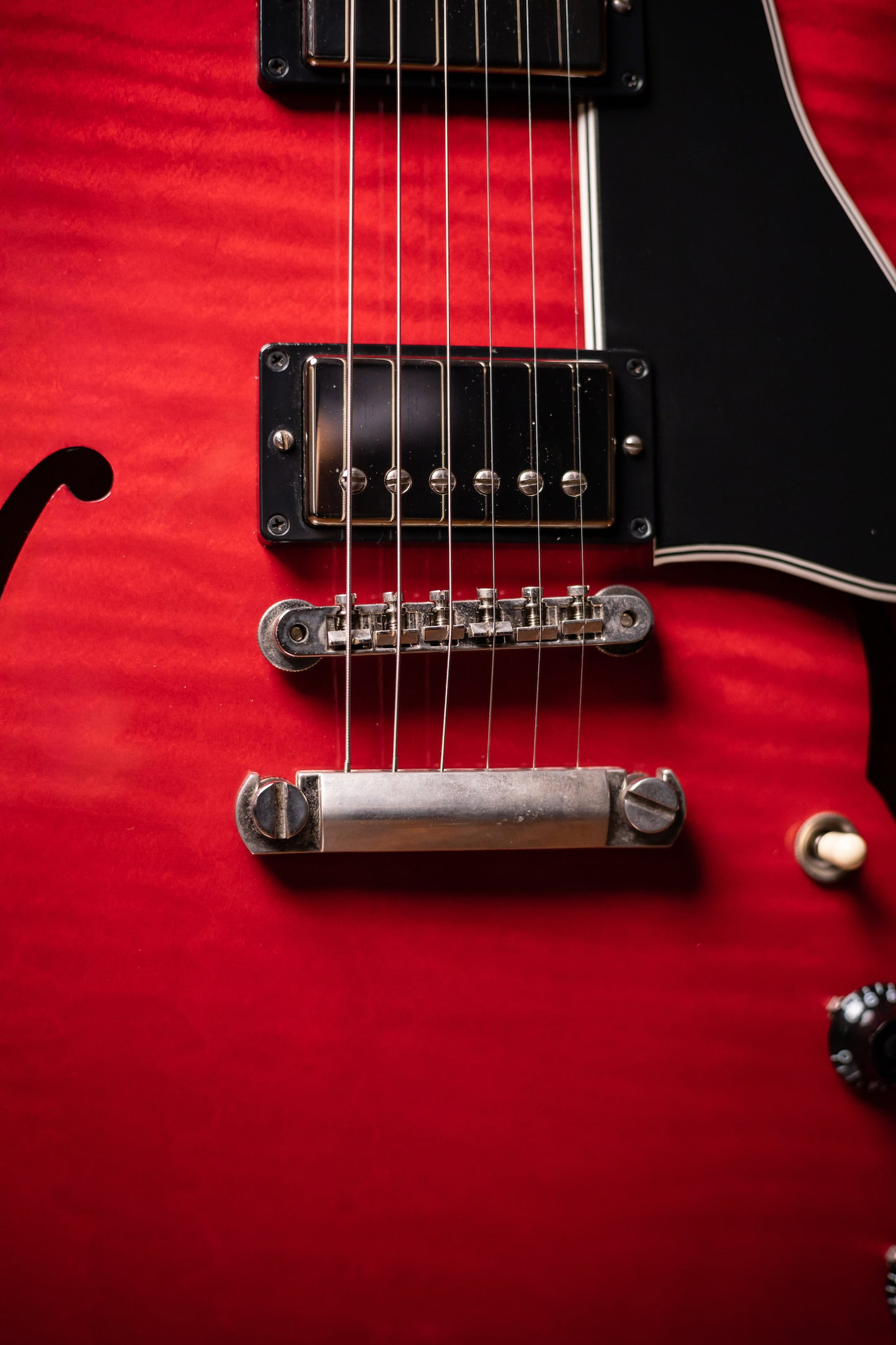 2010 Gibson ES-335 Electric Guitar - Figured Cherry