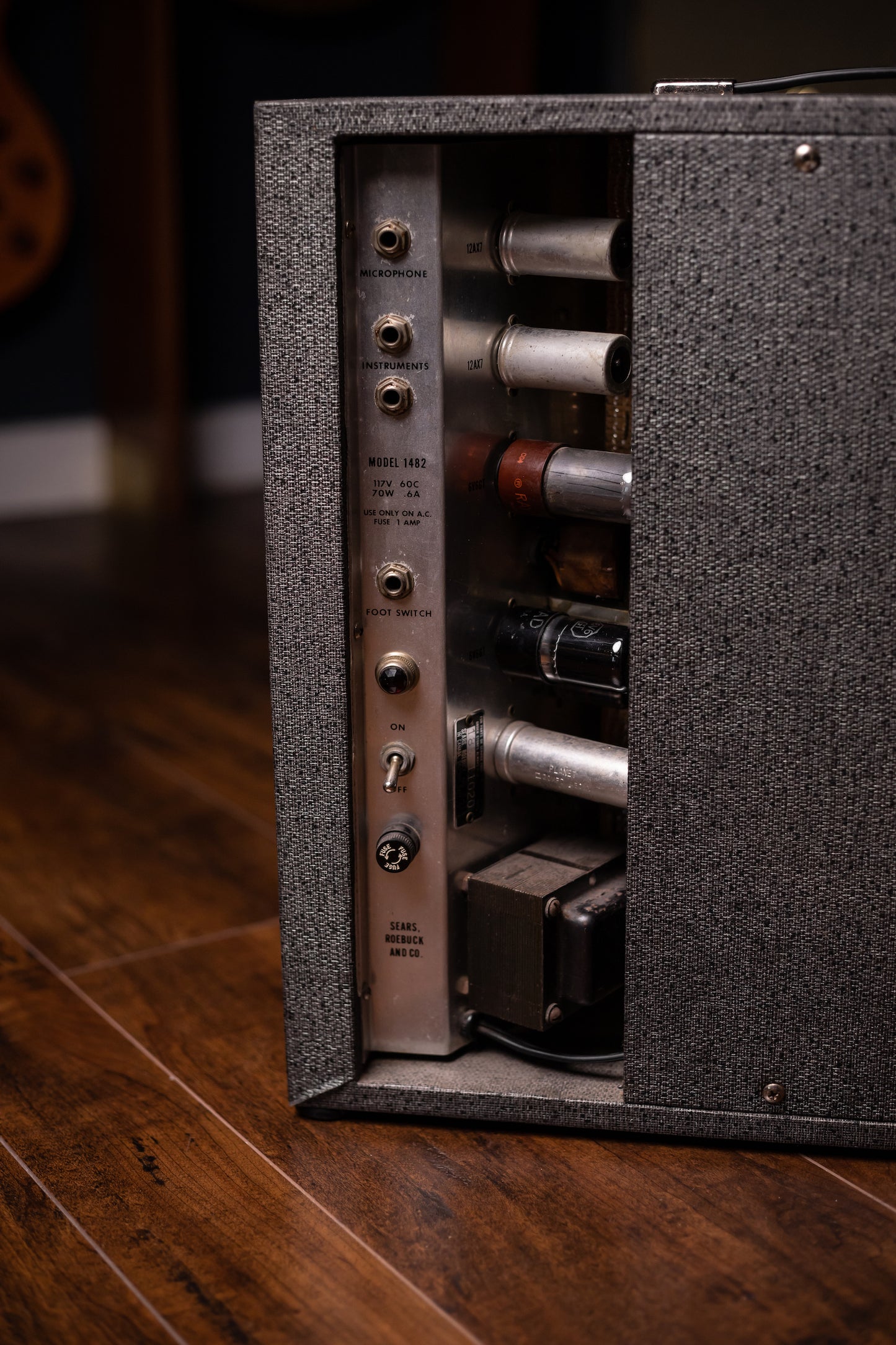 1965 Silvertone Model 1482 Combo Amp