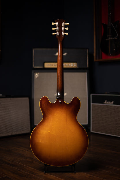 1967 Gibson Custom ES-335 with Factory Bigsby Electric Guitar - Sunburst