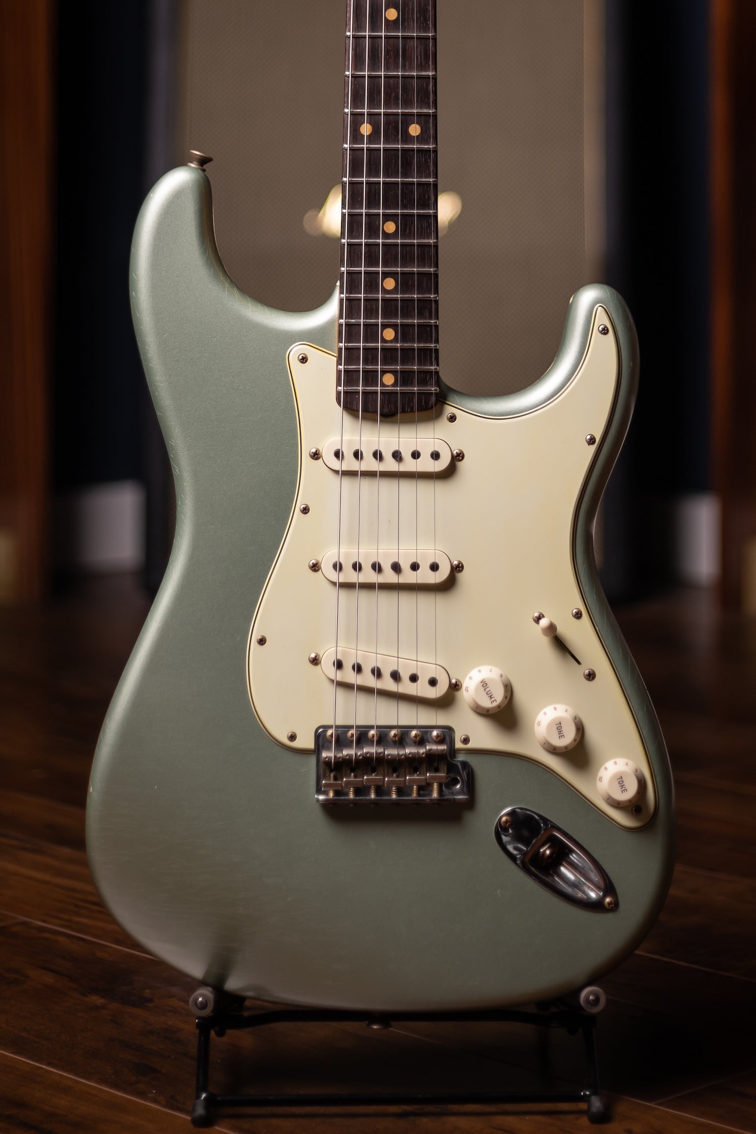 Fender Custom Shop Limited Edition '59 Stratocaster Journeyman Relic Electric Guitar - Super Faded Aged Sage Green Metallic