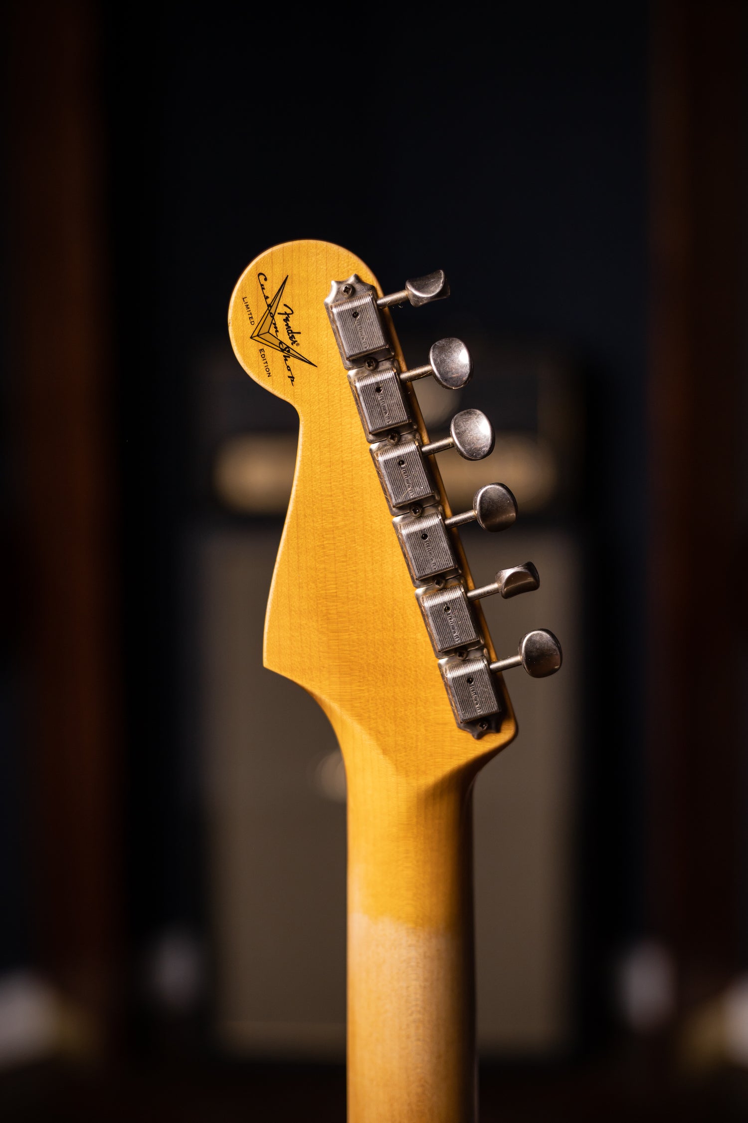 Fender Custom Shop Limited Edition '59 Stratocaster Journeyman Relic Electric Guitar - Super Faded Aged Sage Green Metallic