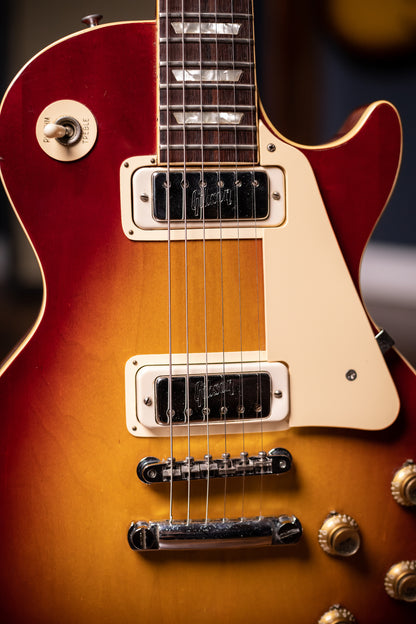 1972 Gibson Les Paul Deluxe Electric Guitar - Sunburst