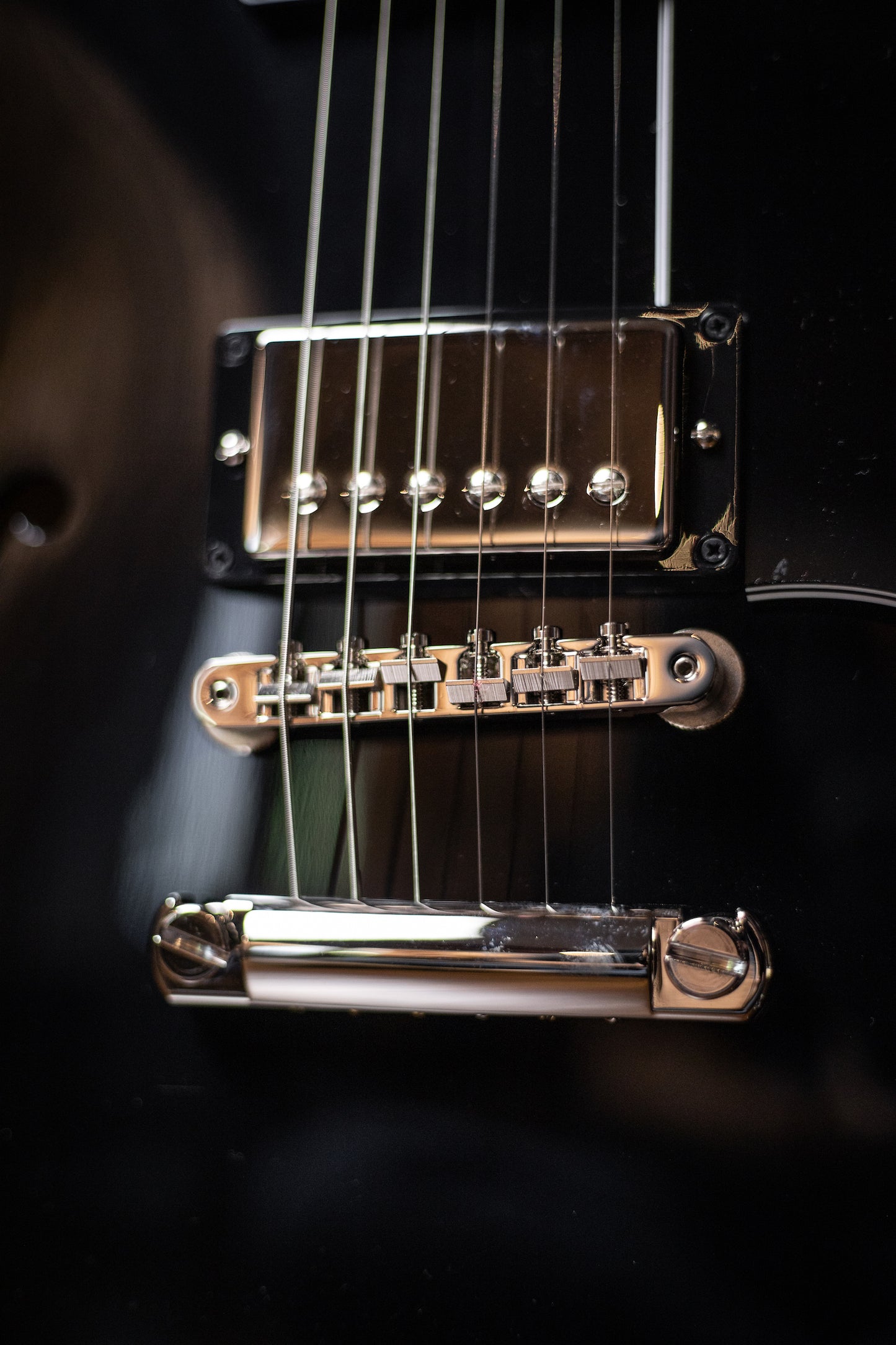 Gibson ES-335 Electric Guitar - Vintage Ebony