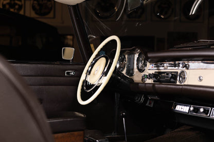 1971 Mercedes-Benz 280 SL Pagoda - Light Beige