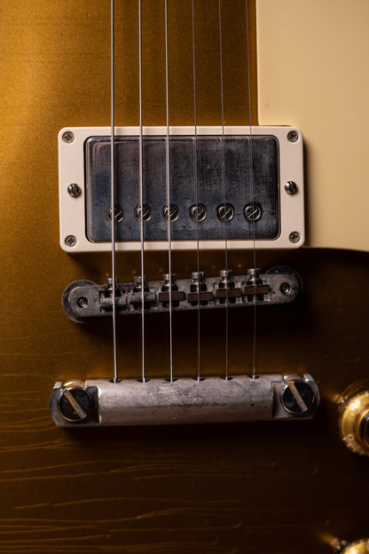 Gibson Custom Shop Murphy Lab 1957 Les Paul Reissue Ultra Light Aged Electric Guitar - Double Gold
