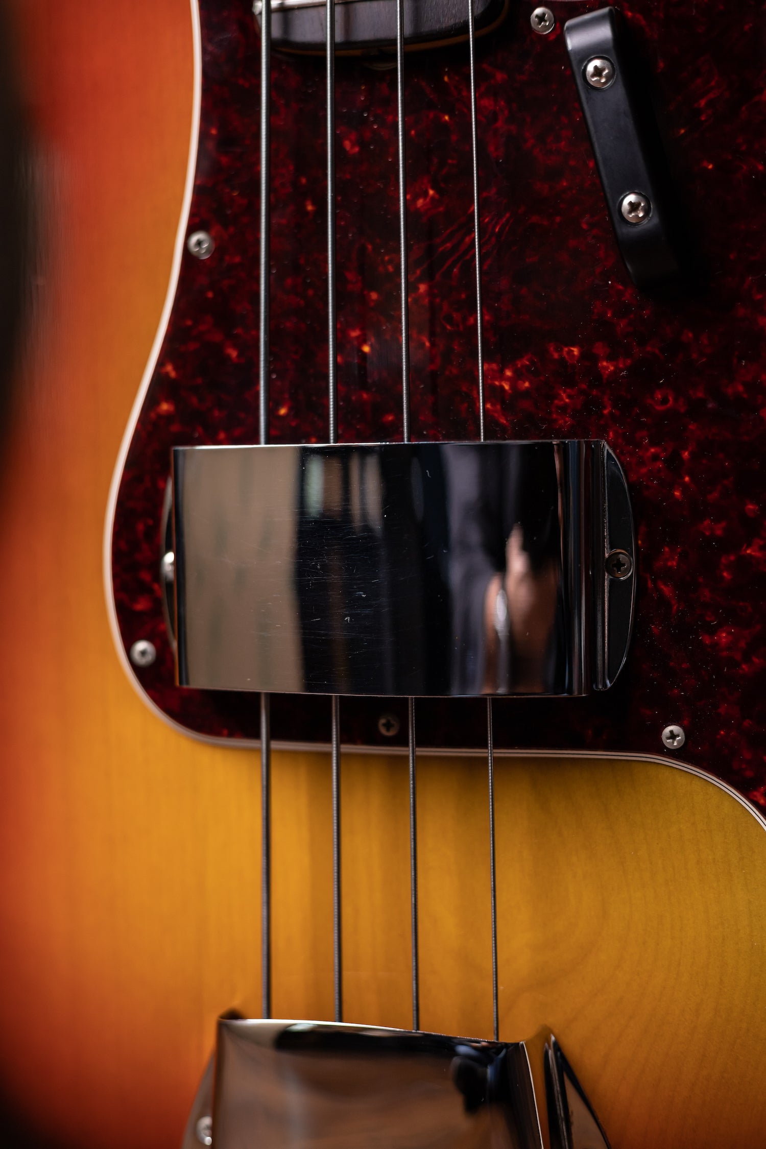 1968 Fender Precision Bass - Sunburst – Walt Grace Vintage