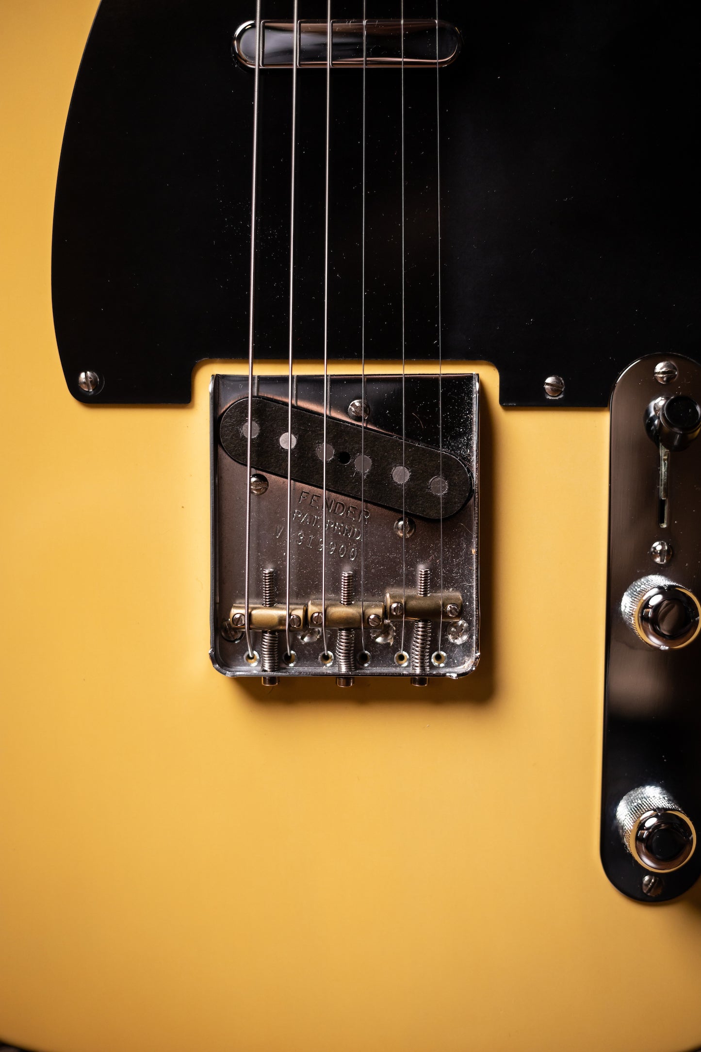 2013 Fender American Vintage '52 Telecaster Electric Guitar - Butterscotch Blonde