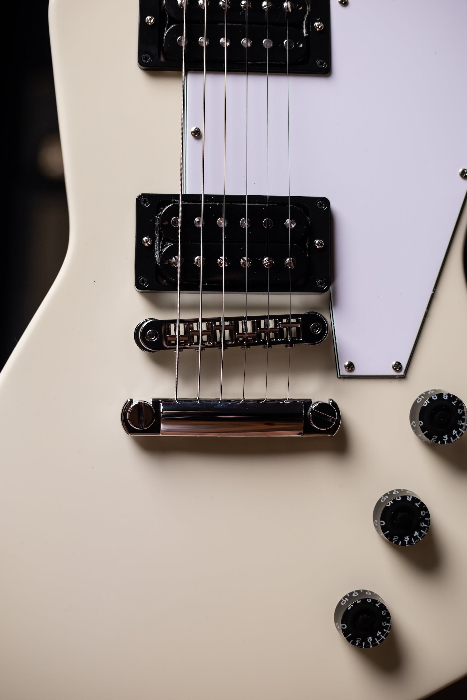 Gibson '70s Explorer Electric Guitar - Classic White