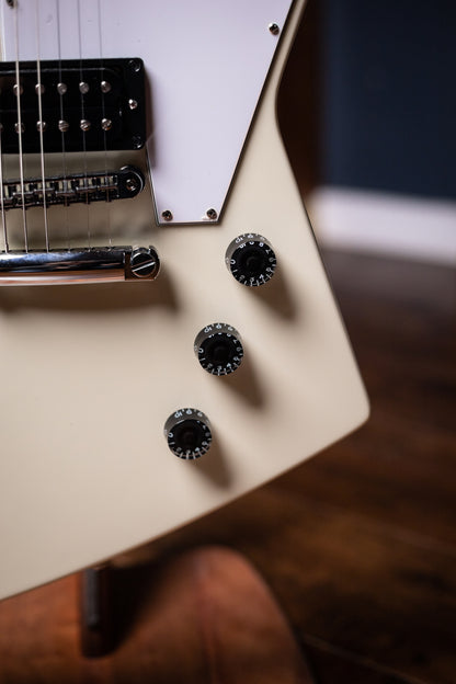 Gibson '70s Explorer Electric Guitar - Classic White