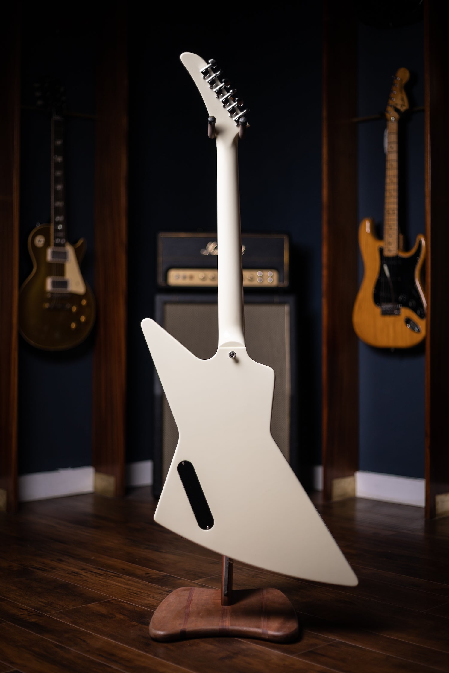 Gibson '70s Explorer Electric Guitar - Classic White