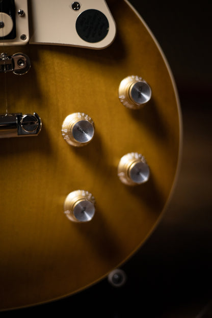 Gibson Les Paul Classic Electric Guitar - Honey Burst
