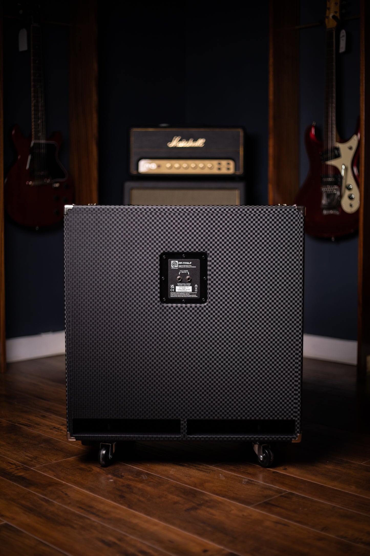 Ampeg Portaflex PF-115LF Bass Cabinet