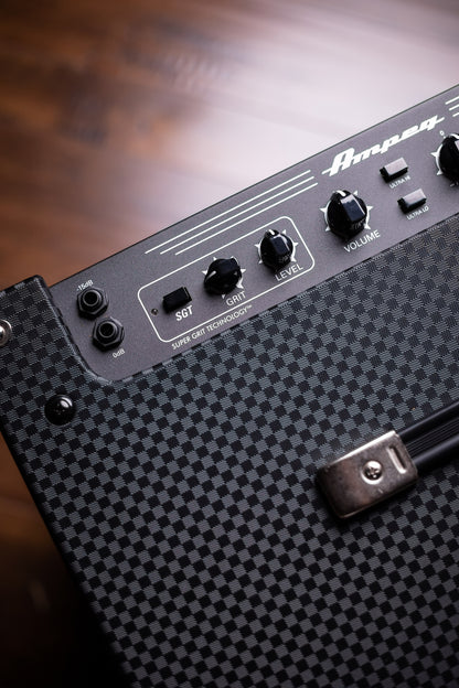 Ampeg Rocket RB-210 Bass Combo Amp