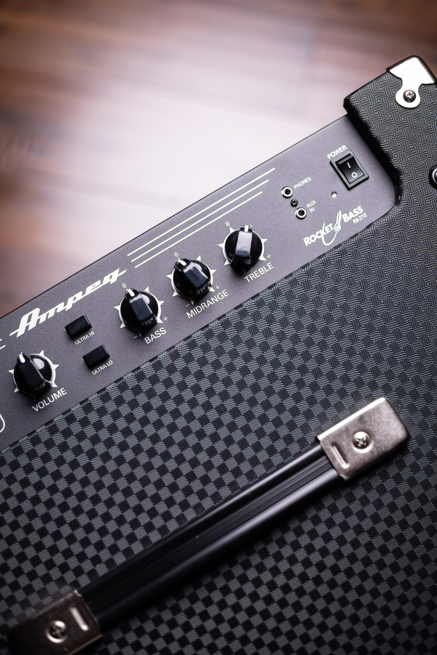 Ampeg Rocket RB-210 Bass Combo Amp