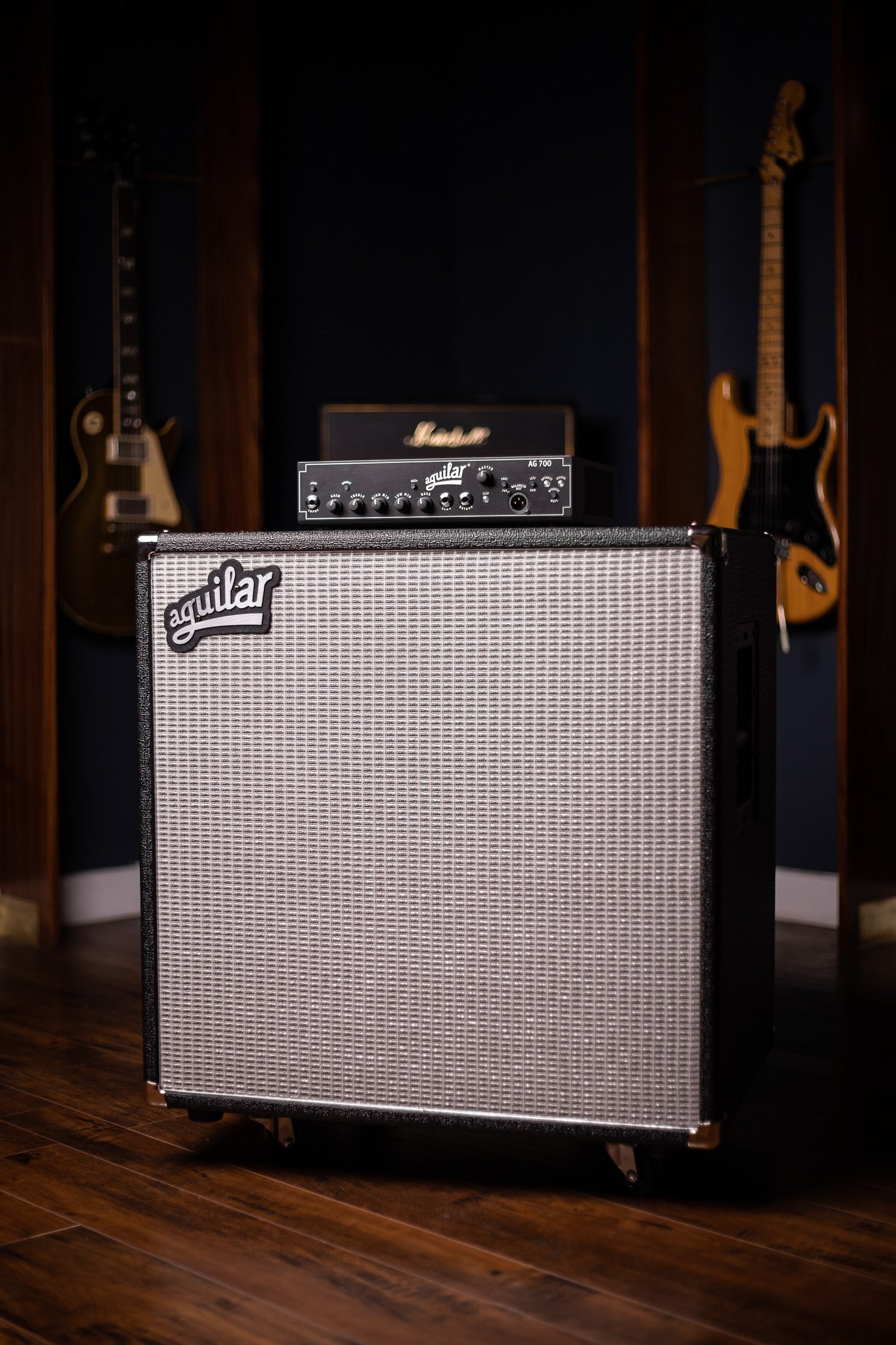 Aguilar AG 700 - 700-watt Super Light Bass Head