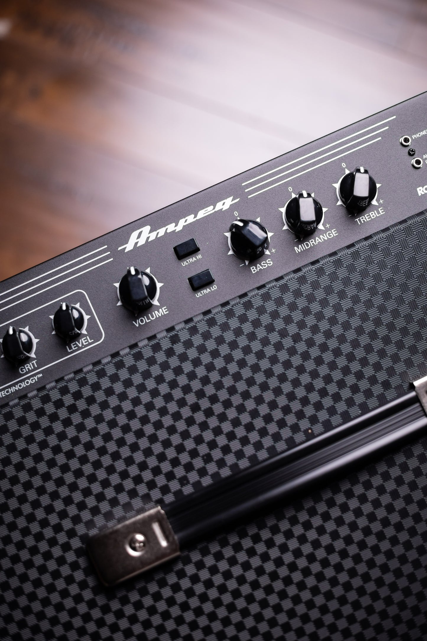Ampeg Rocket RB-115 Bass Combo Amp