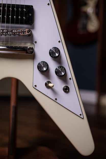 Gibson 70s Flying V Electric Guitar - Classic White