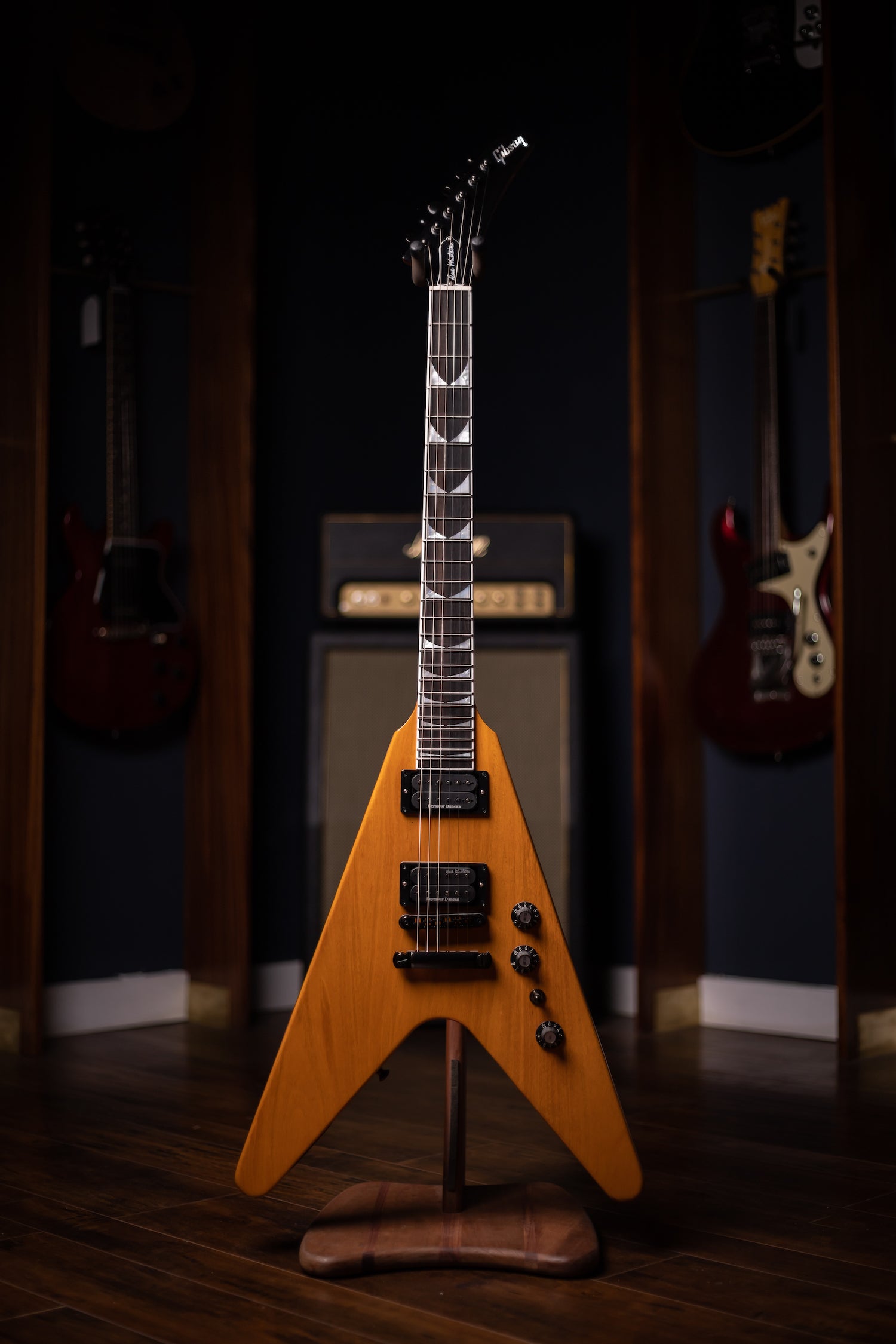 Gibson Dave Mustaine Flying V Electric Guitar - Antique Natural