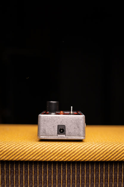 Electro-Harmonix 44 Magnum Power Amp Pedal