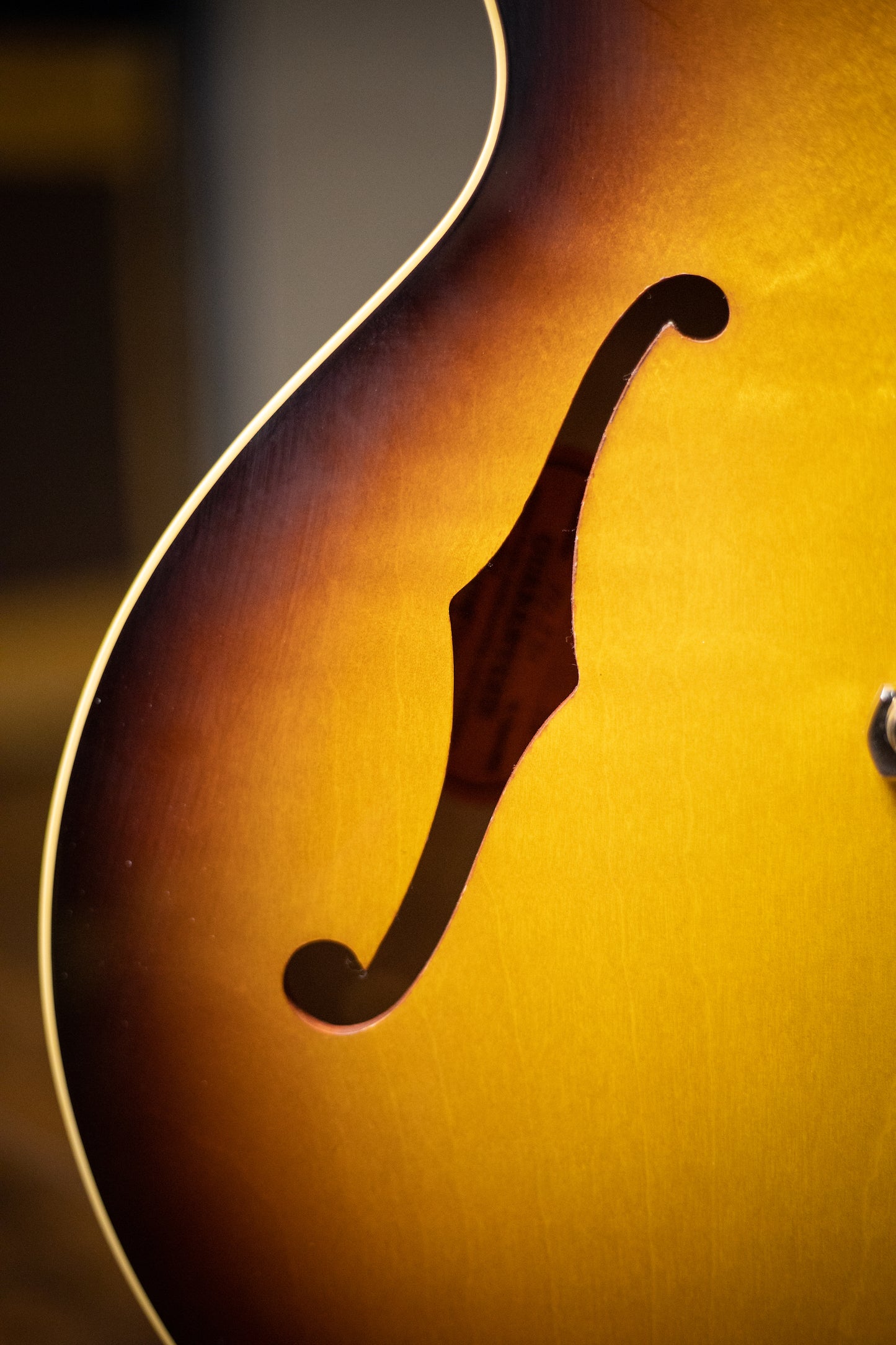 Gibson Custom Shop 1964 ES-335 Reissue VOS Electric Guitar - Vintage Burst