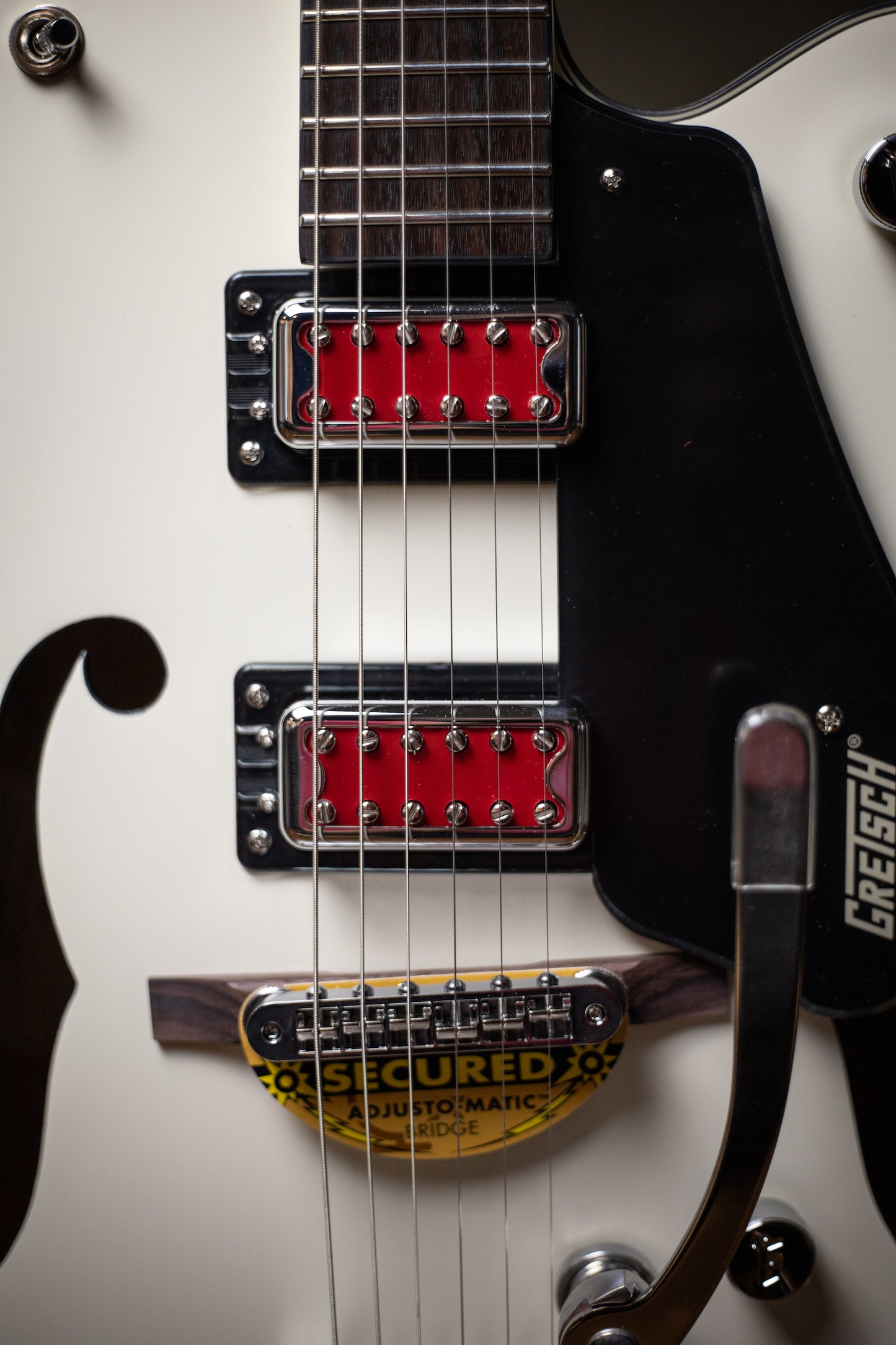 Gretsch G5410T Electromatic "Rat Rod" Hollow Body Single-Cut with Bigsby - Matte Vintage White