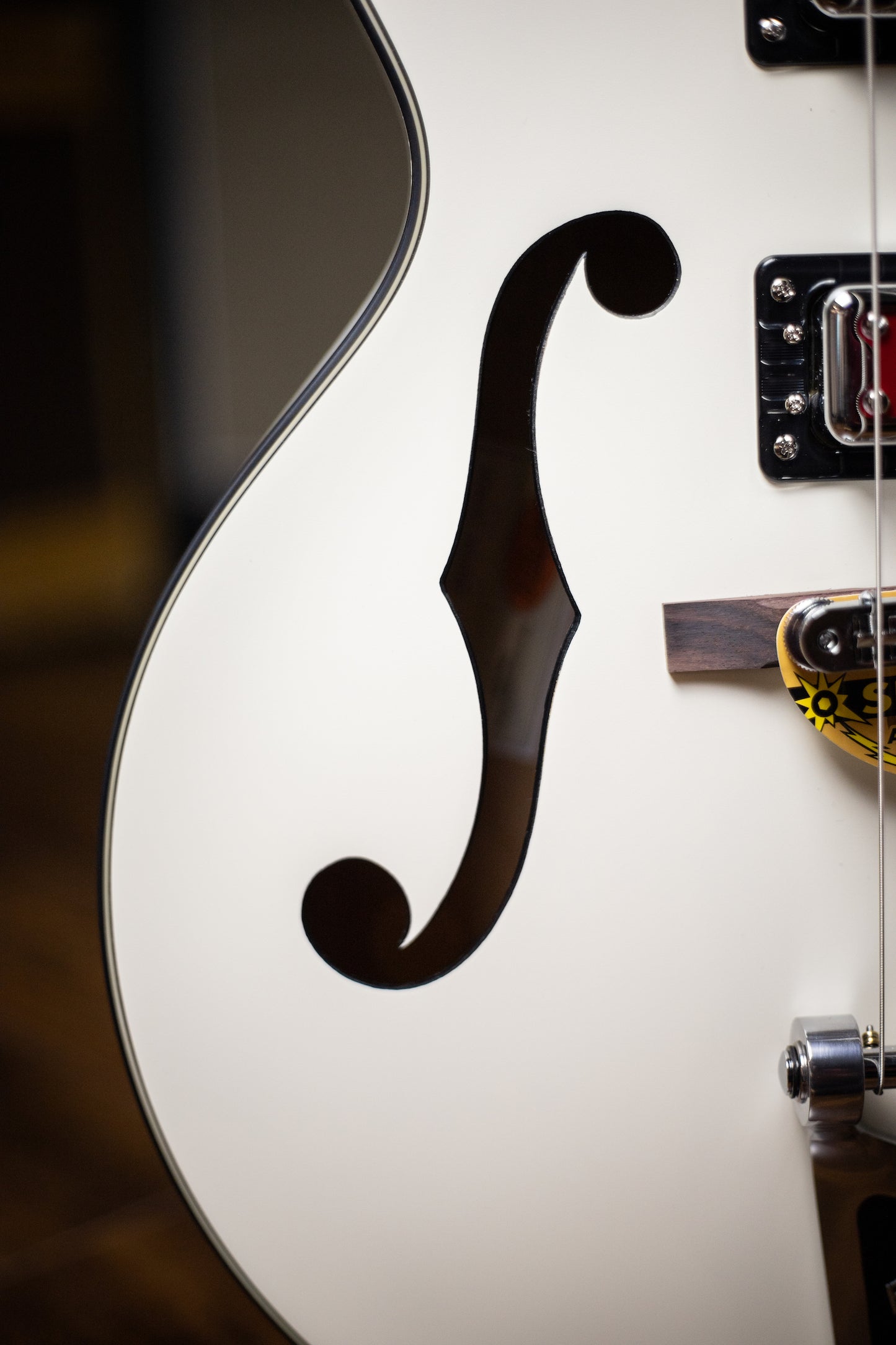 Gretsch G5410T Electromatic "Rat Rod" Hollow Body Single-Cut with Bigsby - Matte Vintage White