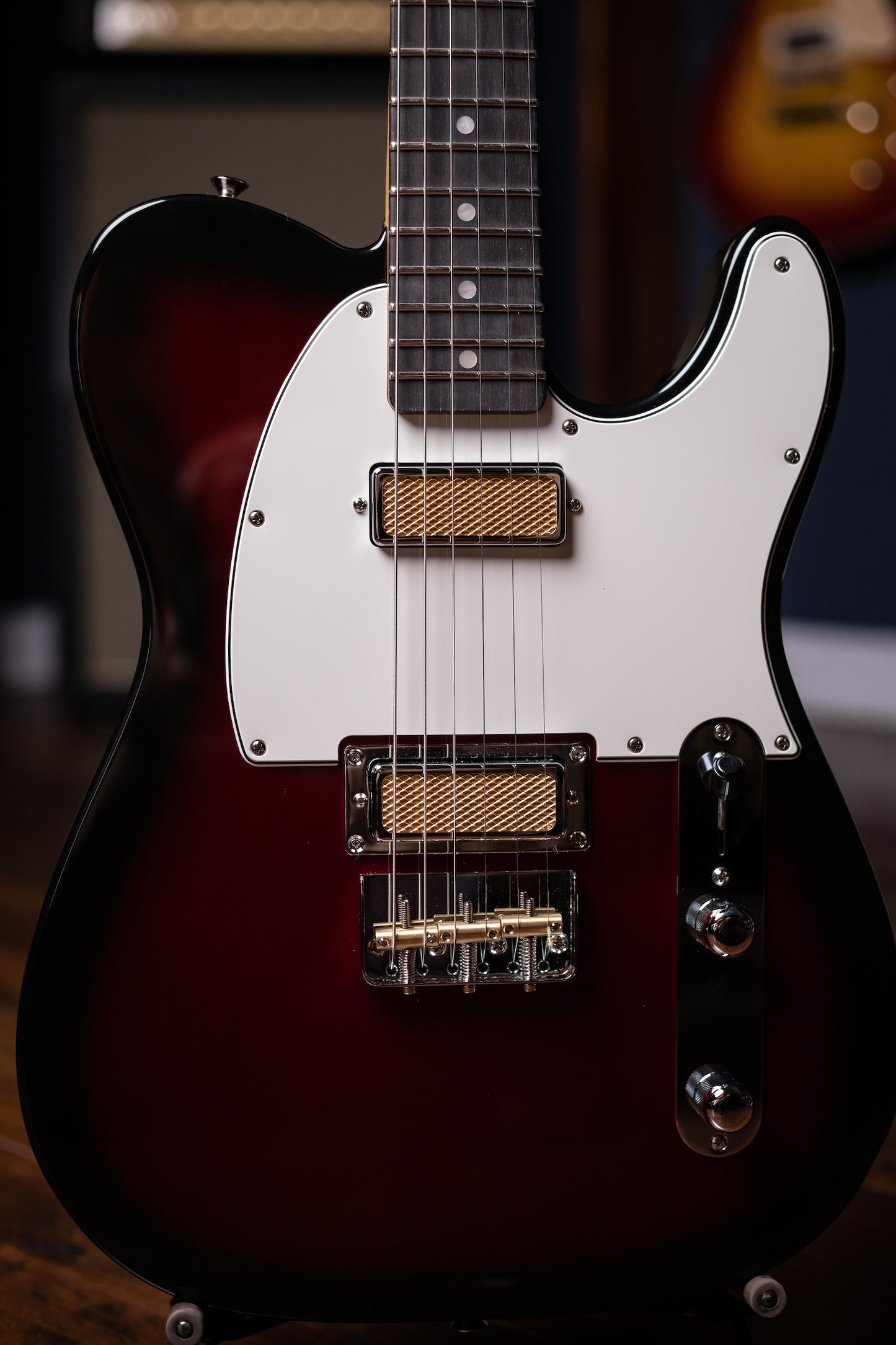 Fender Gold Foil Telecaster Electric Guitar - Candy Apple Burst