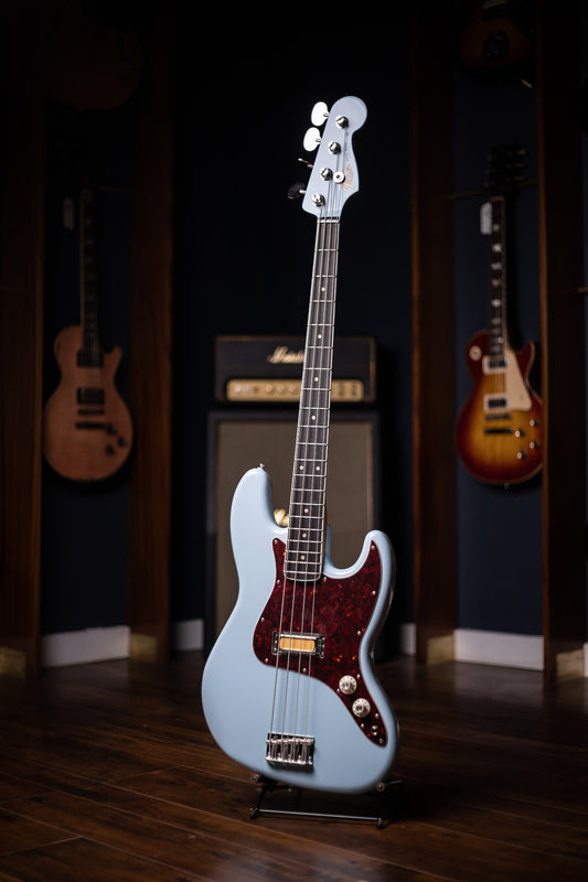 Fender Gold Foil Jazz Bass 4-string Bass Guitar - Sonic Blue