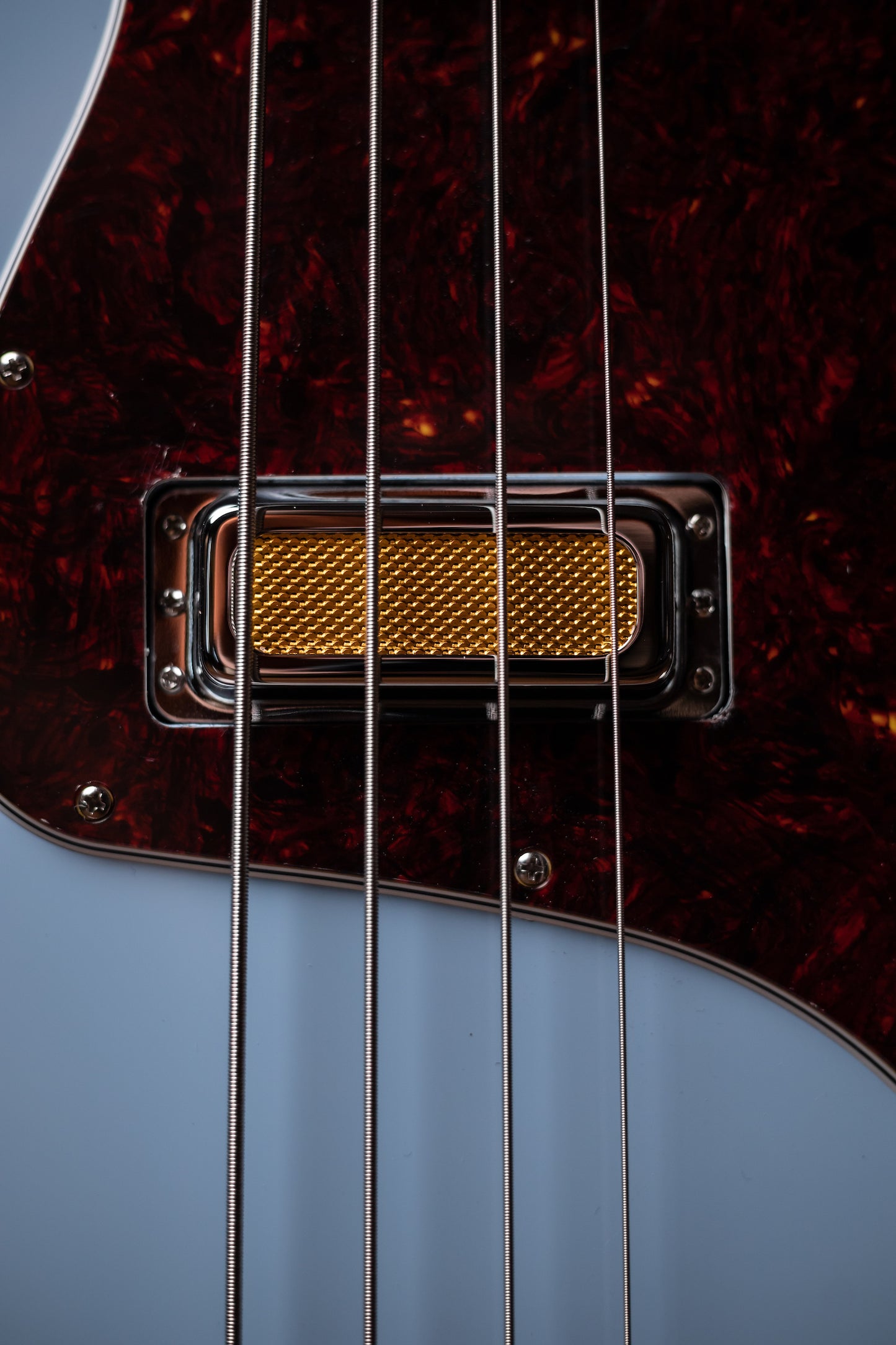 Fender Gold Foil Jazz Bass 4-string Bass Guitar - Sonic Blue