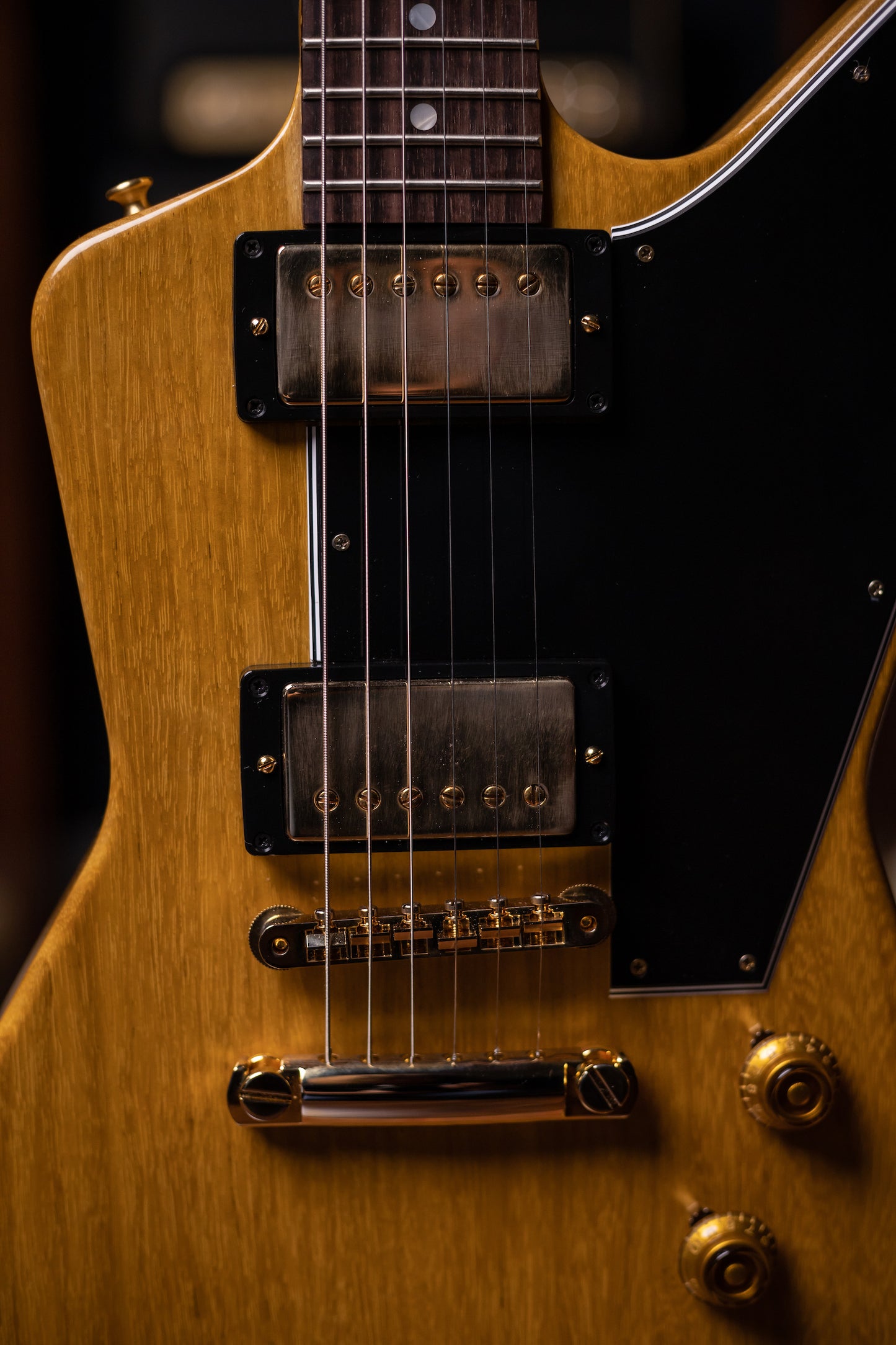 Gibson Custom Shop 1958 Korina Explorer Electric Guitar - Natural Black Pickguard