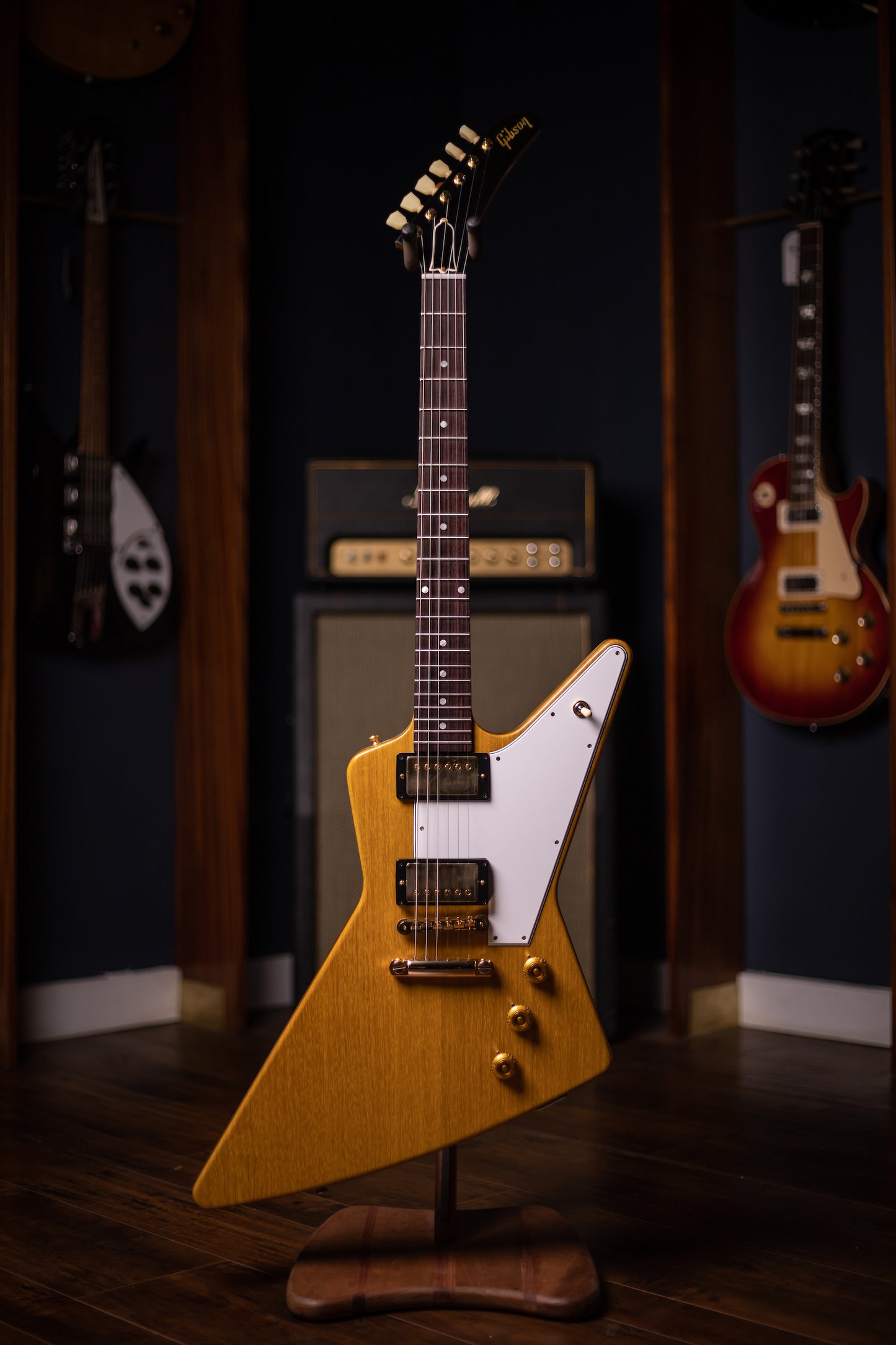 Gibson Custom Shop Korina Explorer Electric Guitar - Natural White Pickguard